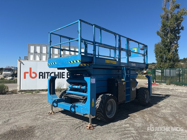2019 Genie GS4390 4x4 Nacelle Ciseau Scissor Lift - Scissor lift: picture 2 2019 Genie GS4390 4x4 Nacelle Ciseau Scissor Lift - Scissor lift: picture 2