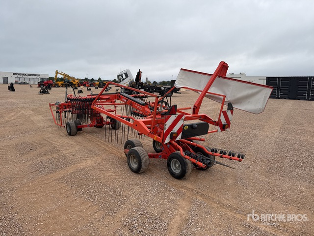 2020 Kuhn GA6632 6.6 m Semi-Mount 2 Rotor Andaineuse Hay Rake - Tedder/ Rake: picture 3 2020 Kuhn GA6632 6.6 m Semi-Mount 2 Rotor Andaineuse Hay Rake - Tedder/ Rake: picture 3