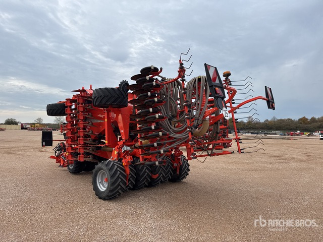 2022 Kubota SC1401CF 4 m Semi-Mount Semoir Pneumatique Air Seeder - Seed drill: picture 3 2022 Kubota SC1401CF 4 m Semi-Mount Semoir Pneumatique Air Seeder - Seed drill: picture 3