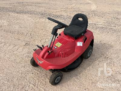 HONDA Tracteur Tondeuse - Garden mower: picture 1 HONDA Tracteur Tondeuse - Garden mower: picture 1