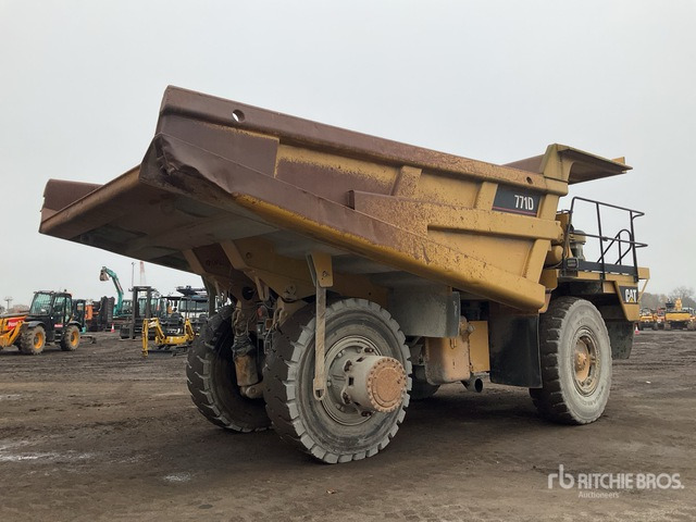 1999 Cat 771D Haul Truck - Rigid dumper/ Rock truck: picture 3 1999 Cat 771D Haul Truck - Rigid dumper/ Rock truck: picture 3