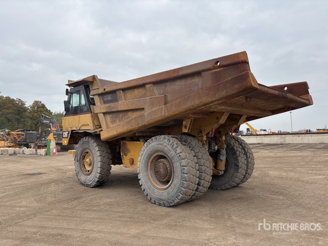 2003 Cat 771D (Inoperable) Haul Truck - Rigid dumper/ Rock truck: picture 3 2003 Cat 771D (Inoperable) Haul Truck - Rigid dumper/ Rock truck: picture 3