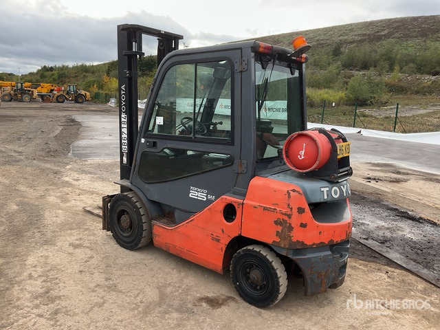 2014 Toyota 02-8FGF25 2014 Toyota 8FG25 Forklift Forklift - LPG forklift: picture 4 2014 Toyota 02-8FGF25 2014 Toyota 8FG25 Forklift Forklift - LPG forklift: picture 4