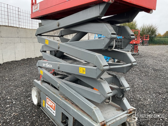 2015 Skyjack SJ 3226 2015 Skyjack SJ3226 Scissor Lift Scissor Lift - Scissor lift: picture 5 2015 Skyjack SJ 3226 2015 Skyjack SJ3226 Scissor Lift Scissor Lift - Scissor lift: picture 5