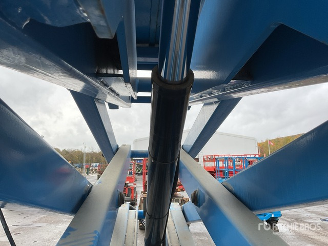 2016 Genie GS4047 Electric Scissor Lift - Scissor lift: picture 5 2016 Genie GS4047 Electric Scissor Lift - Scissor lift: picture 5