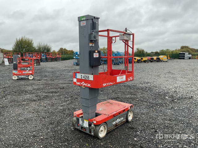 2019 Skyjack SJ16 2019 Skyjack SJ16 Vertical Mast Lift Vertical Mast Lift - Vertical mast lift: picture 3 2019 Skyjack SJ16 2019 Skyjack SJ16 Vertical Mast Lift Vertical Mast Lift - Vertical mast lift: picture 3