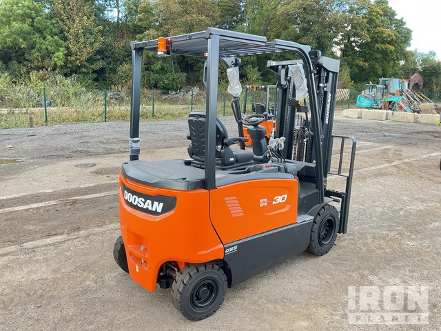 2023 Doosan B30X-7 PLUS 3000 kg (Unused) Electric Forklift - Electric forklift: picture 3 2023 Doosan B30X-7 PLUS 3000 kg (Unused) Electric Forklift - Electric forklift: picture 3