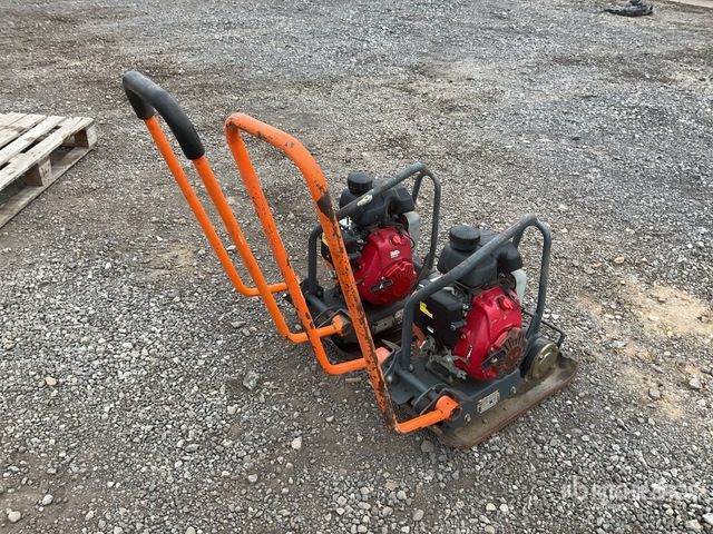 Belle LC3251 Vibratory Plate Compactor - Vibroplate: picture 3 Belle LC3251 Vibratory Plate Compactor - Vibroplate: picture 3