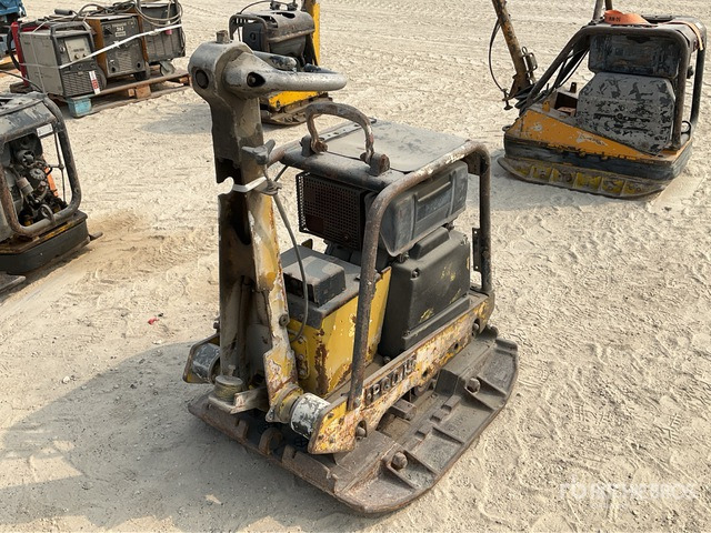 2003 Bomag BPR 50/52D-3 Vibratory Plate Compactor - Vibroplate: picture 3 2003 Bomag BPR 50/52D-3 Vibratory Plate Compactor - Vibroplate: picture 3