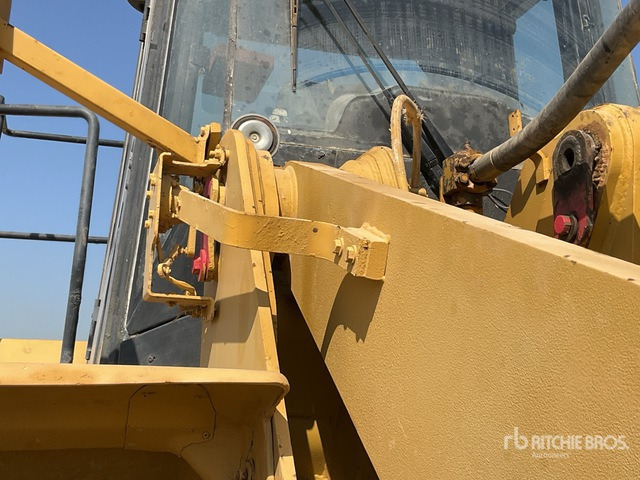 2005 Cat 966G Series II Wheel Loader - Wheel loader: picture 5 2005 Cat 966G Series II Wheel Loader - Wheel loader: picture 5