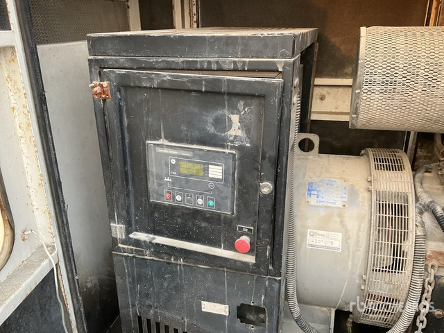 2007 Sakr SPS0200CUM 200 kVA Skid-Mounted Generator Set - Generator set: picture 4 2007 Sakr SPS0200CUM 200 kVA Skid-Mounted Generator Set - Generator set: picture 4