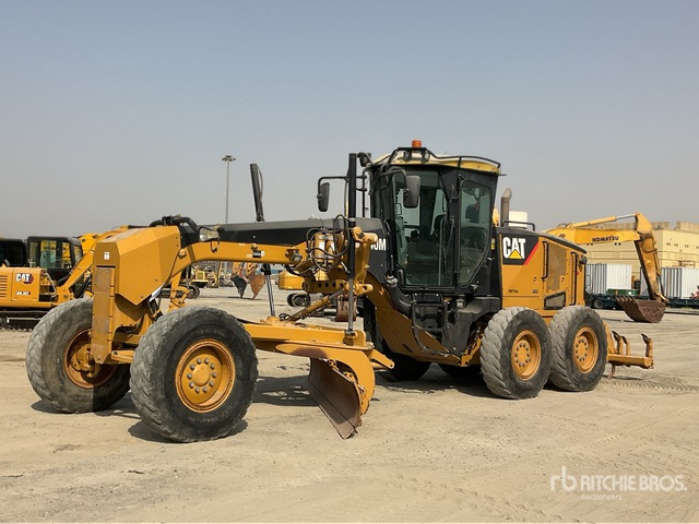 2010 Cat 140M - Grader: picture 1 2010 Cat 140M - Grader: picture 1