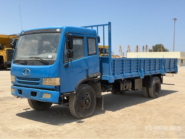 2010 FAW 1120P9K2L3E 4x2 Flatbed Truck - Dropside/ Flatbed truck: picture 1 2010 FAW 1120P9K2L3E 4x2 Flatbed Truck - Dropside/ Flatbed truck: picture 1