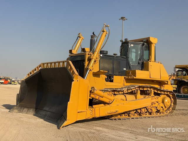 2010 Komatsu D375A-5E0 Crawler Dozer - Bulldozer: picture 2 2010 Komatsu D375A-5E0 Crawler Dozer - Bulldozer: picture 2