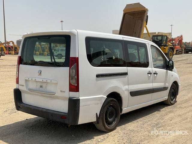 2010 Peugeot Expert Tepee - Passenger van: picture 3 2010 Peugeot Expert Tepee - Passenger van: picture 3