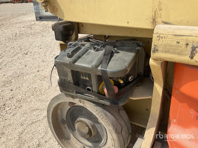 2014 JLG 1930 ES Electric Scissor Lift - Scissor lift: picture 5 2014 JLG 1930 ES Electric Scissor Lift - Scissor lift: picture 5