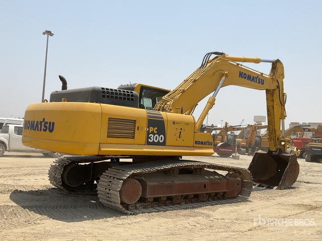 2017 Komatsu PC300-8M0 - Crawler excavator: picture 3 2017 Komatsu PC300-8M0 - Crawler excavator: picture 3