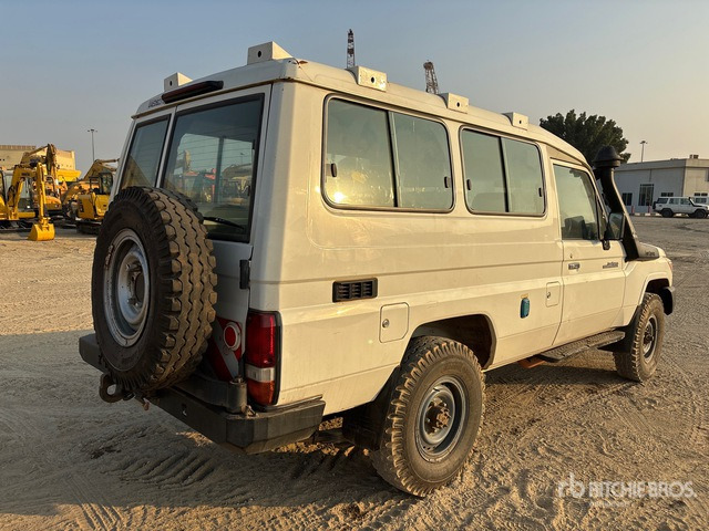 2018 Toyota Land Cruiser 78R 4x4 SUV - SUV: picture 2 2018 Toyota Land Cruiser 78R 4x4 SUV - SUV: picture 2