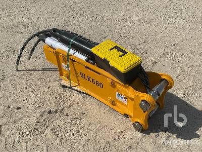BLK 680 - Fits 4 - 7 ton Excavator (Unused) - Hydraulic hammer: picture 2 BLK 680 - Fits 4 - 7 ton Excavator (Unused) - Hydraulic hammer: picture 2