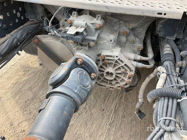 2014 Mercedes-Benz Actros 1843LS 4x2 S/A Sleeper Truck Tractor - Tractor truck: picture 5 2014 Mercedes-Benz Actros 1843LS 4x2 S/A Sleeper Truck Tractor - Tractor truck: picture 5