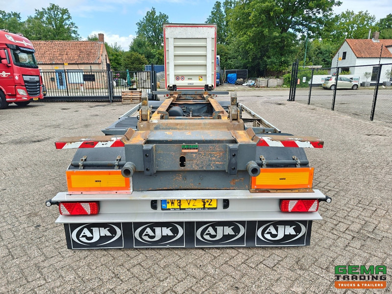 A.J.K. AEEL/10-20/19.5 2-Assen Gigant - Container Aanhanger - Schijfremmen - Luchtvering - Borgingssysteem - Container transporter/ Swap body trailer: picture 5 A.J.K. AEEL/10-20/19.5 2-Assen Gigant - Container Aanhanger - Schijfremmen - Luchtvering - Borgingssysteem - Container transporter/ Swap body trailer: picture 5