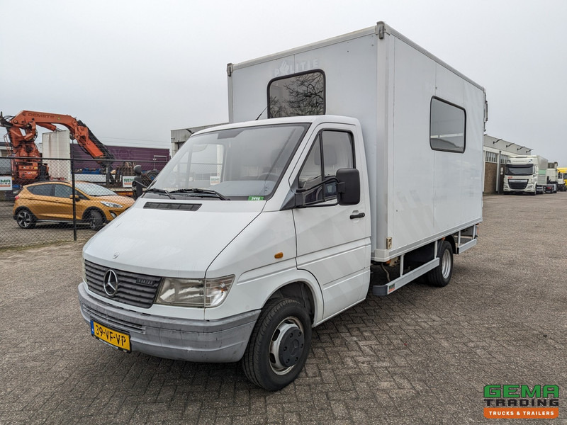 Mercedes-Benz 400-serie 410 D 4x2 Euro2 - Mobiel Kantoor - Standkachel - Hydr. Steunpoten - Eigen Accu's - 26.000KM Origineel - MARGE - Commercial truck: picture 1 Mercedes-Benz 400-serie 410 D 4x2 Euro2 - Mobiel Kantoor - Standkachel - Hydr. Steunpoten - Eigen Accu's - 26.000KM Origineel - MARGE - Commercial truck: picture 1