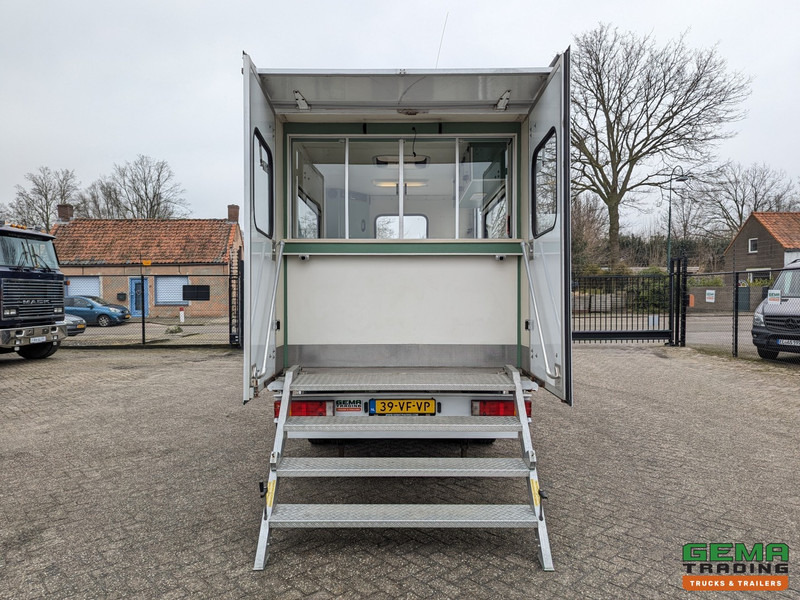 Mercedes-Benz 400-serie 410 D 4x2 Euro2 - Mobiel Kantoor - Standkachel - Hydr. Steunpoten - Eigen Accu's - 26.000KM Origineel - MARGE - Commercial truck: picture 5 Mercedes-Benz 400-serie 410 D 4x2 Euro2 - Mobiel Kantoor - Standkachel - Hydr. Steunpoten - Eigen Accu's - 26.000KM Origineel - MARGE - Commercial truck: picture 5