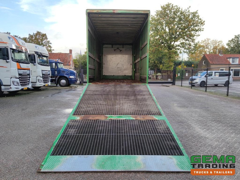 DAF FAK XF95.430 8x2 SuperSpaceCab Euro3 - CurtainSider 7.31m + Ramp 16T - MachineTransporter - 6 Persons  (V558) - Autotransporter truck: picture 5 DAF FAK XF95.430 8x2 SuperSpaceCab Euro3 - CurtainSider 7.31m + Ramp 16T - MachineTransporter - 6 Persons  (V558) - Autotransporter truck: picture 5