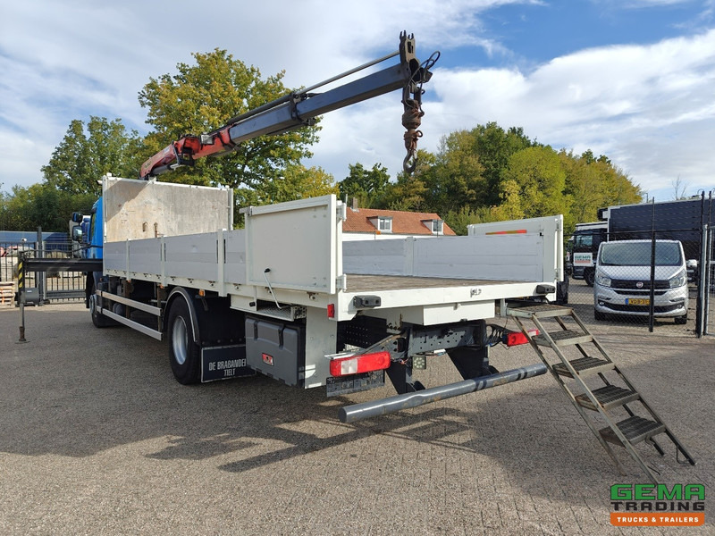 Renault Premium Lander 340 4x2 Dagcab Euro5 - Retarder - Open Laadbak 7.8M + Palfinger PK12002-EH - RadioGrafisch - Dropside/ Flatbed truck, Crane truck: picture 4 Renault Premium Lander 340 4x2 Dagcab Euro5 - Retarder - Open Laadbak 7.8M + Palfinger PK12002-EH - RadioGrafisch - Dropside/ Flatbed truck, Crane truck: picture 4