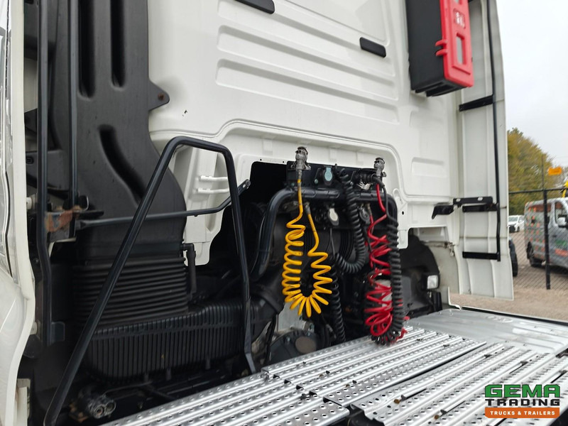 Tractor truck MAN TGX 18.420 4x2 XLX Euro6C - Dubbele Tanks - Navi - 08/2026 APK: picture 18 Tractor truck MAN TGX 18.420 4x2 XLX Euro6C - Dubbele Tanks - Navi - 08/2026 APK: picture 18