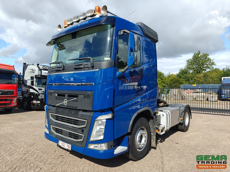 Volvo FH460 4x2 Globetrotter Euro6 - Hydrauliek - Naafreductie - 282.000KM Origineel! - Tractor truck: picture 1 Volvo FH460 4x2 Globetrotter Euro6 - Hydrauliek - Naafreductie - 282.000KM Origineel! - Tractor truck: picture 1