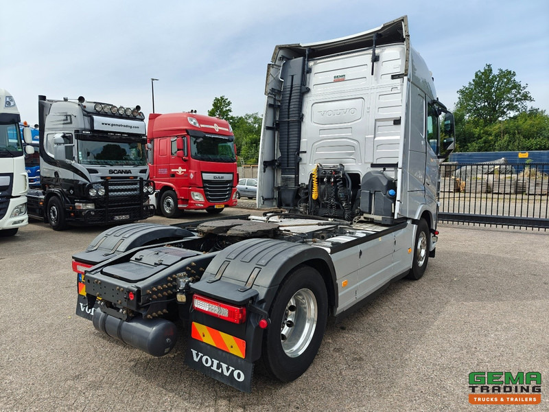 Volvo FH460 4x2 Globetrotter Euro6C - Hydrauliek - Dubbele Tanks - SMARTtachoV2 - 05/2026 APK - Tractor truck: picture 3 Volvo FH460 4x2 Globetrotter Euro6C - Hydrauliek - Dubbele Tanks - SMARTtachoV2 - 05/2026 APK - Tractor truck: picture 3