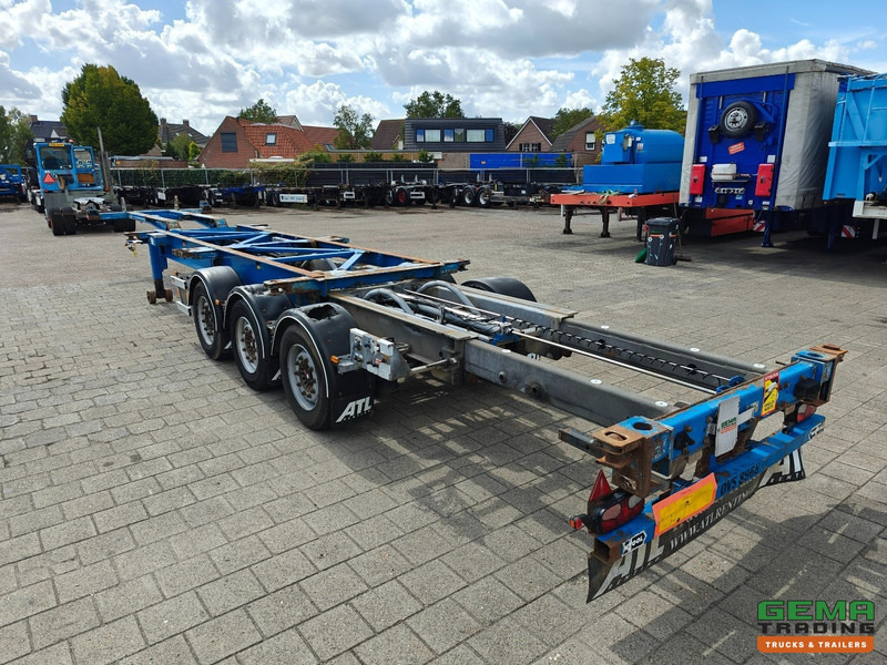 Van Hool 3B0079 3-Assen SAF - Schijfremmen - Alle aansluitingen / Universeel chassis - Container transporter/ Swap body semi-trailer: picture 5 Van Hool 3B0079 3-Assen SAF - Schijfremmen - Alle aansluitingen / Universeel chassis - Container transporter/ Swap body semi-trailer: picture 5