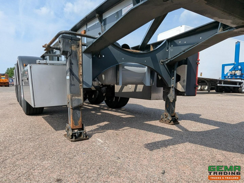 Container transporter/ Swap body semi-trailer Van Hool A3C002 3-Assen BPW - 20 30FT TANK/SWAP - 3490KG - ContainerChassis - ADR - Schijfremmen - 01/2026 APK: picture 10 Container transporter/ Swap body semi-trailer Van Hool A3C002 3-Assen BPW - 20 30FT TANK/SWAP - 3490KG - ContainerChassis - ADR - Schijfremmen - 01/2026 APK: picture 10