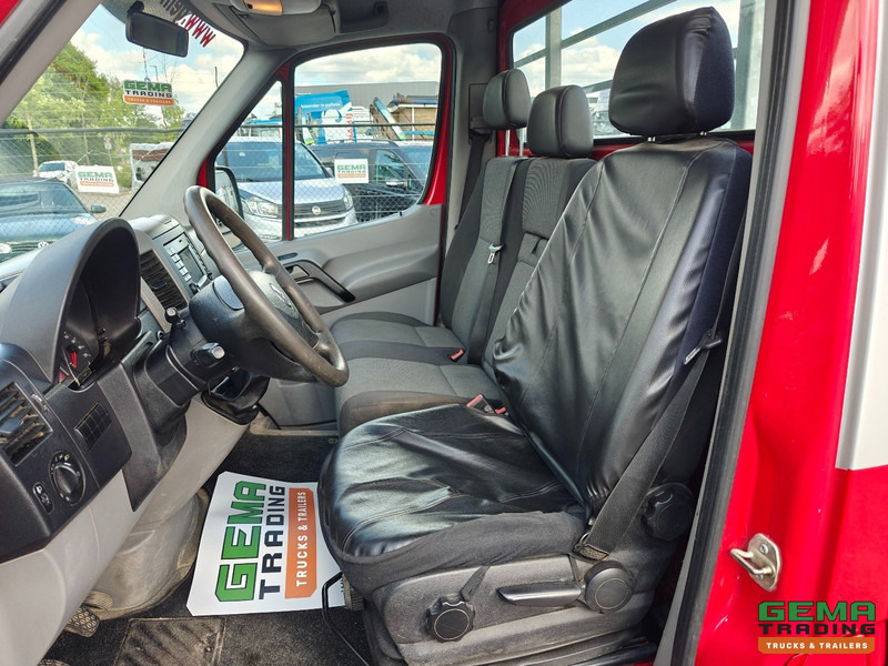 Volkswagen Crafter 2.0 TDI Euro5M - Open Laadbak 2.2m - Handgeschakeld - Trekhaak - 01/2026 APK - Open body delivery van: picture 5 Volkswagen Crafter 2.0 TDI Euro5M - Open Laadbak 2.2m - Handgeschakeld - Trekhaak - 01/2026 APK - Open body delivery van: picture 5