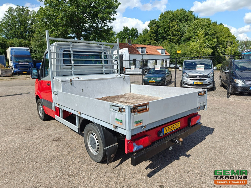 Volkswagen Crafter 2.0 TDI Euro5M - Open Laadbak 2.2m - Handgeschakeld - Trekhaak - 01/2026 APK - Open body delivery van: picture 4 Volkswagen Crafter 2.0 TDI Euro5M - Open Laadbak 2.2m - Handgeschakeld - Trekhaak - 01/2026 APK - Open body delivery van: picture 4