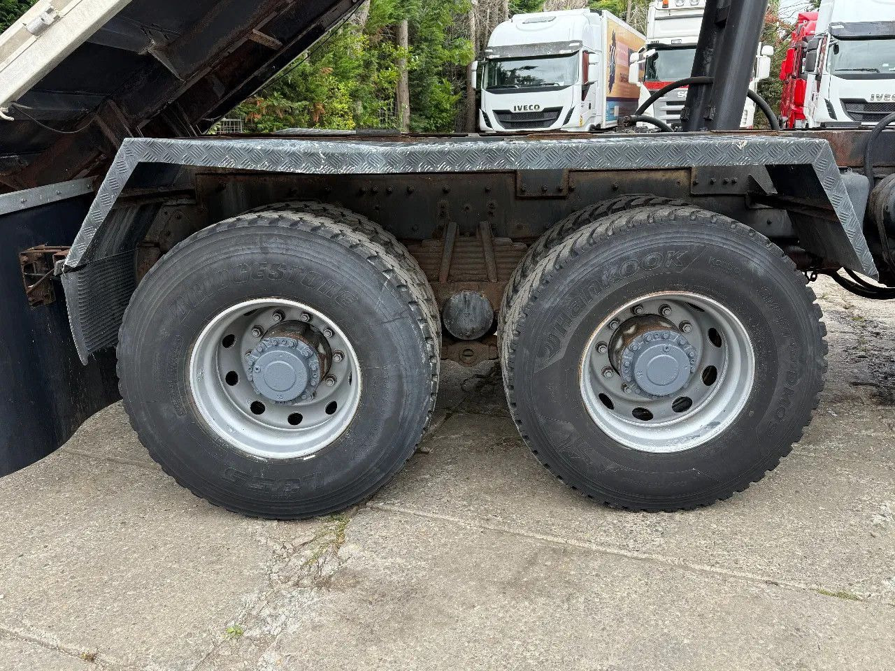 Renault Kerax 400 6X6 Tipper Spring/spring ZF Man Gear E - Tipper: picture 5 Renault Kerax 400 6X6 Tipper Spring/spring ZF Man Gear E - Tipper: picture 5