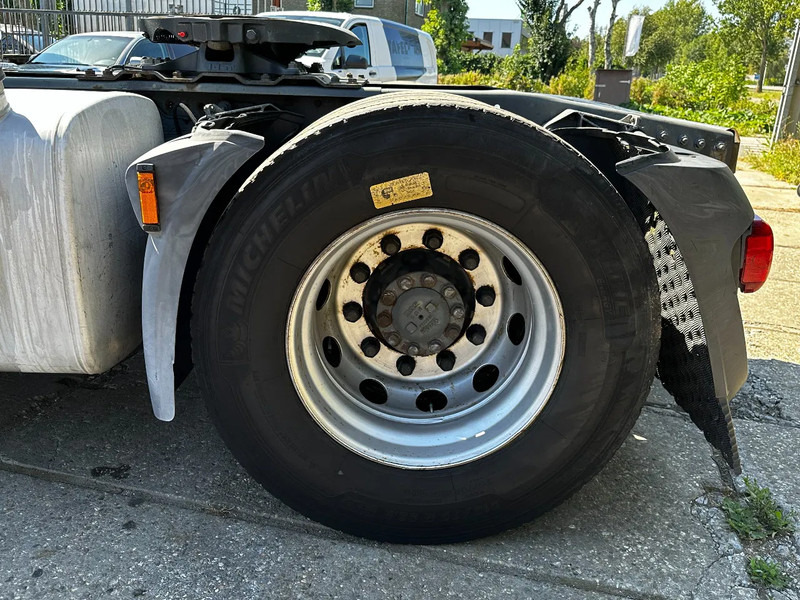 DAF XF 460 4X2 Tractor-unit Spring/Air ACC Retarder EURO6 - Tractor truck: picture 5 DAF XF 460 4X2 Tractor-unit Spring/Air ACC Retarder EURO6 - Tractor truck: picture 5