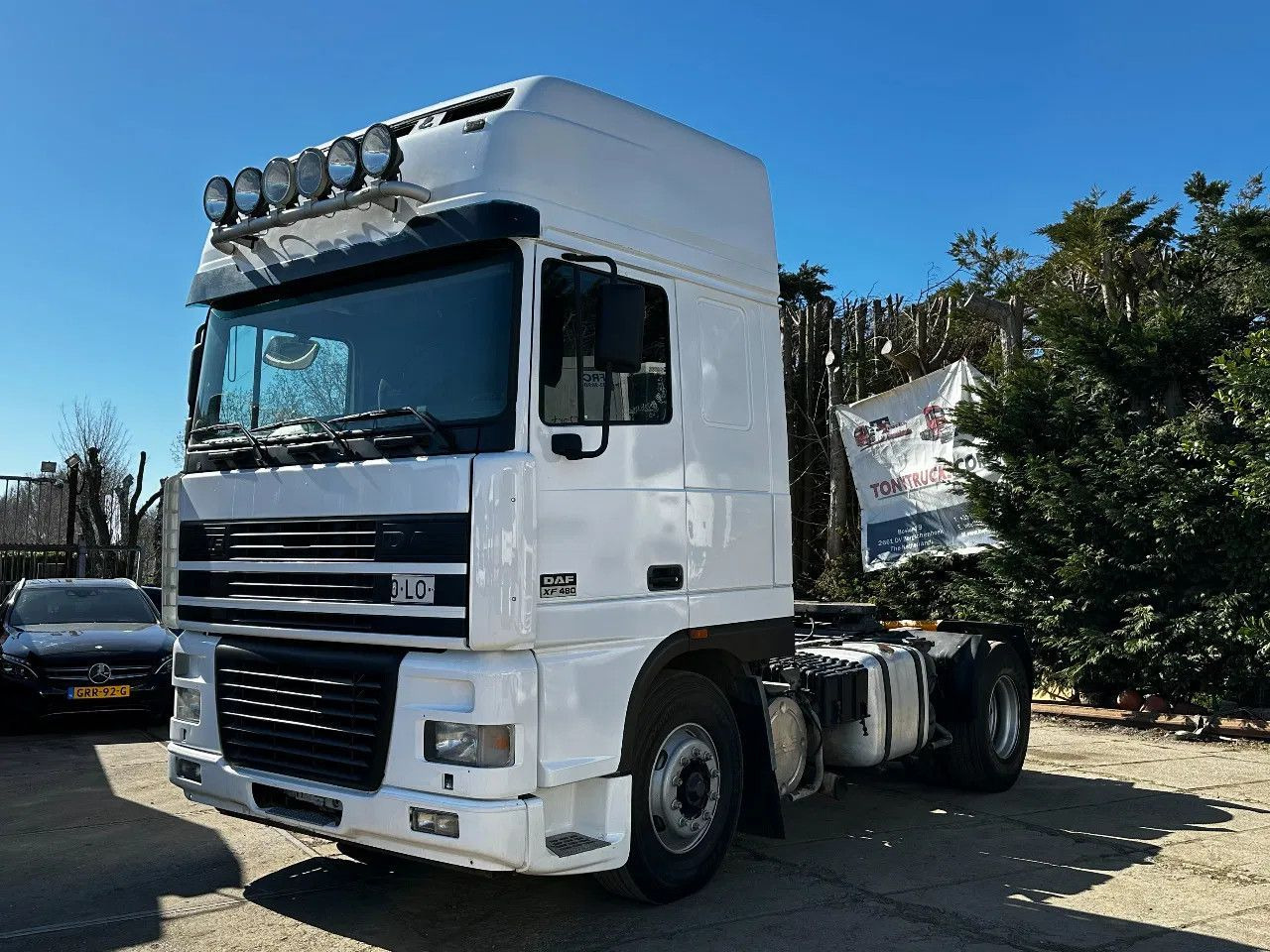 DAF XF 95.480 4X2 Tractor-unit Spring/Air ZF Manual - Tractor truck: picture 2 DAF XF 95.480 4X2 Tractor-unit Spring/Air ZF Manual - Tractor truck: picture 2