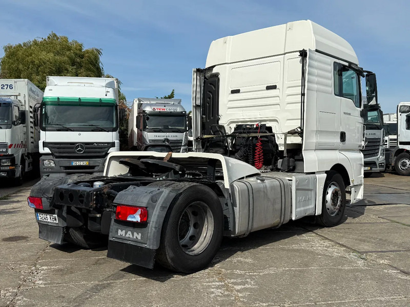 MAN TGX 18.460 4X2 ENGINE DEFECT Tractor-unit Spring/Air Retarder - Tractor truck: picture 4 MAN TGX 18.460 4X2 ENGINE DEFECT Tractor-unit Spring/Air Retarder - Tractor truck: picture 4