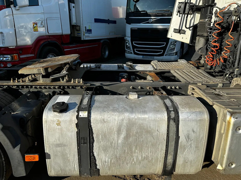Renault T480 4X2 Tractor-unit Spring/Air D13 Engine Euro6 - Tractor truck: picture 5 Renault T480 4X2 Tractor-unit Spring/Air D13 Engine Euro6 - Tractor truck: picture 5