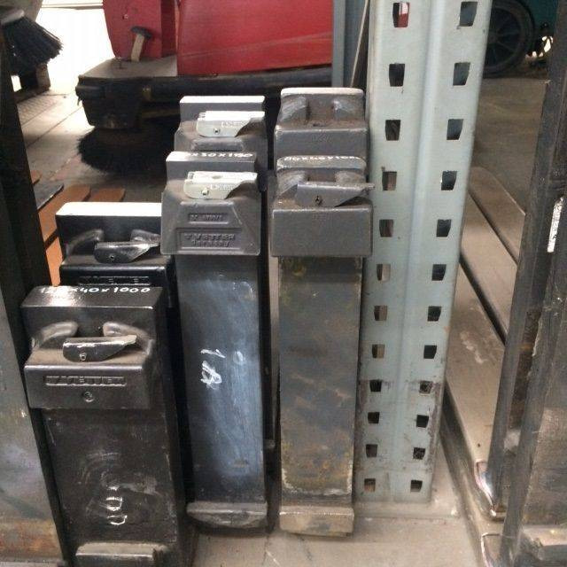 331 mm between FEM1A Forks - Forks: picture 3 331 mm between FEM1A Forks - Forks: picture 3