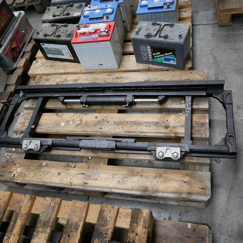 Cascade Sideshift 1400 mm - Attachment: picture 1 Cascade Sideshift 1400 mm - Attachment: picture 1