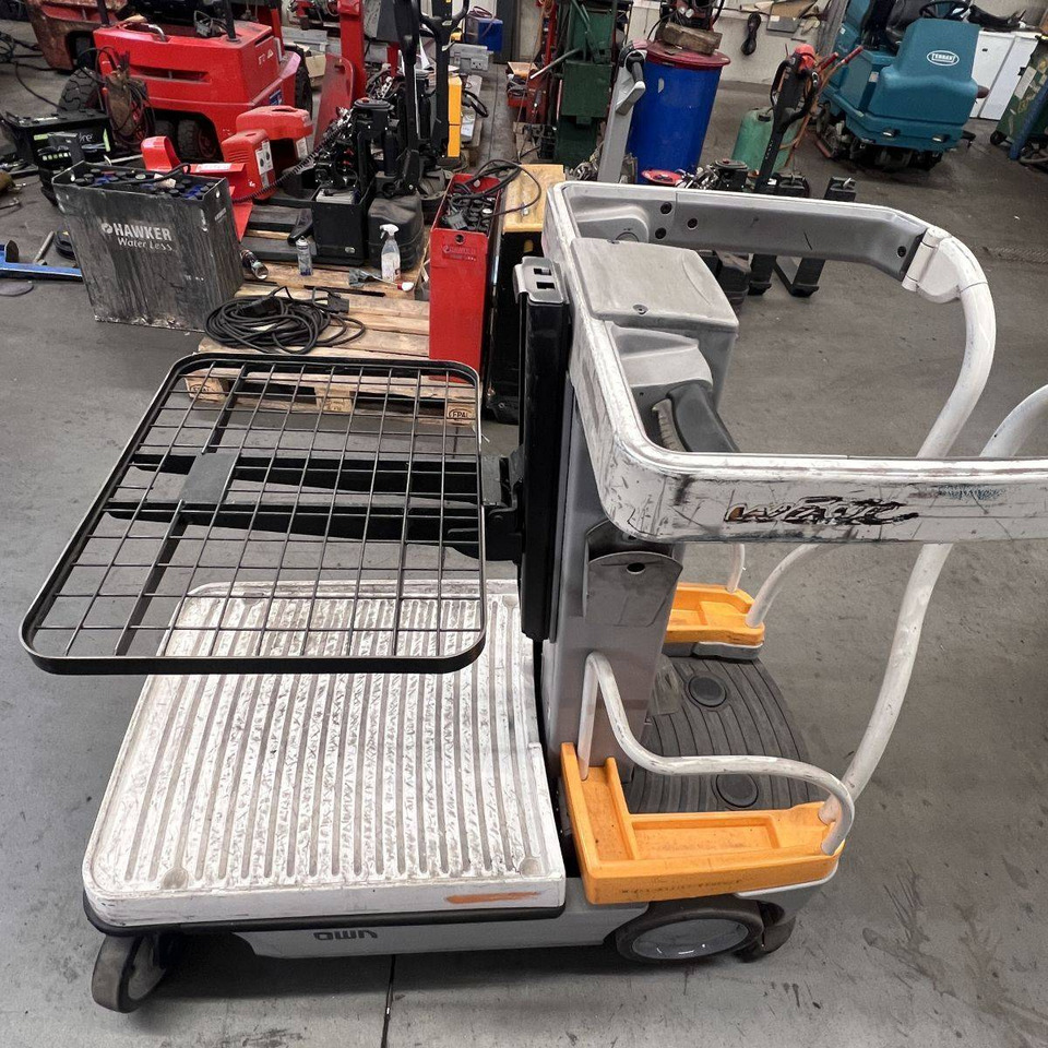 Crown Wave 50-118 - Order picker: picture 4 Crown Wave 50-118 - Order picker: picture 4