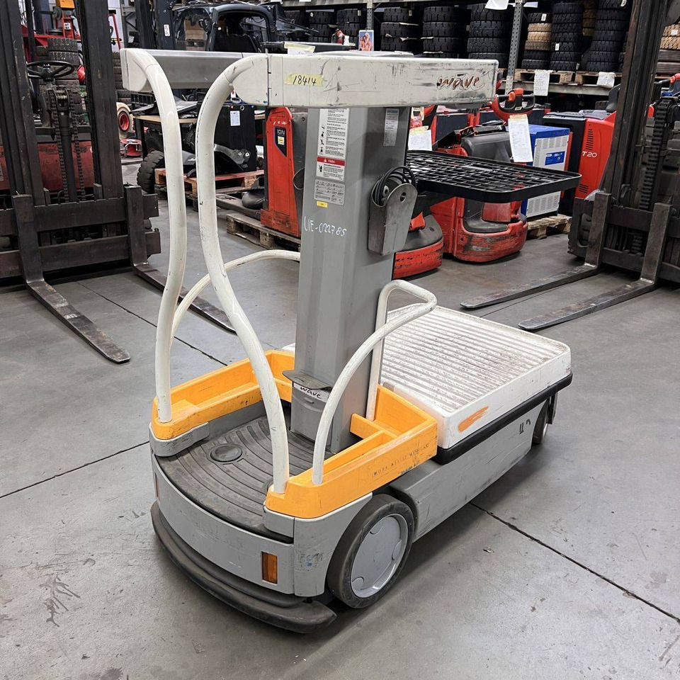 Crown Wave 50-118 - Order picker: picture 1 Crown Wave 50-118 - Order picker: picture 1