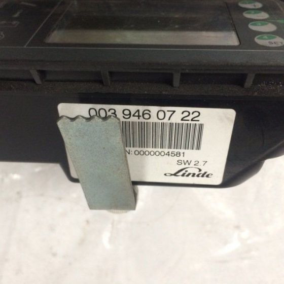 Display for Linde - Dashboard for Material handling equipment: picture 3 Display for Linde - Dashboard for Material handling equipment: picture 3