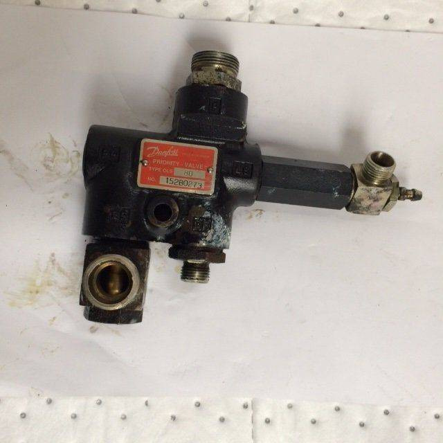 Hydraulic valve from Danfoss - Hydraulic valve for Material handling equipment: picture 1 Hydraulic valve from Danfoss - Hydraulic valve for Material handling equipment: picture 1