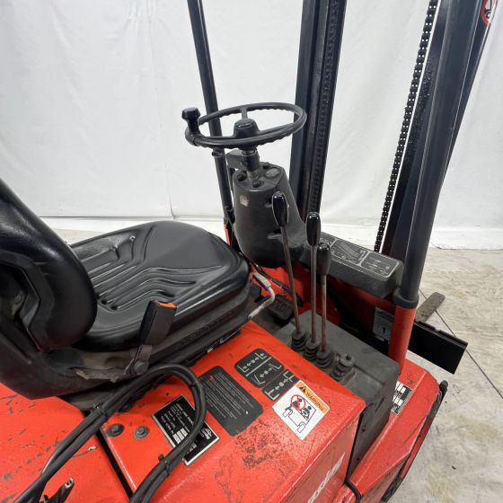 Linde E12 (324) - Electric forklift: picture 3 Linde E12 (324) - Electric forklift: picture 3