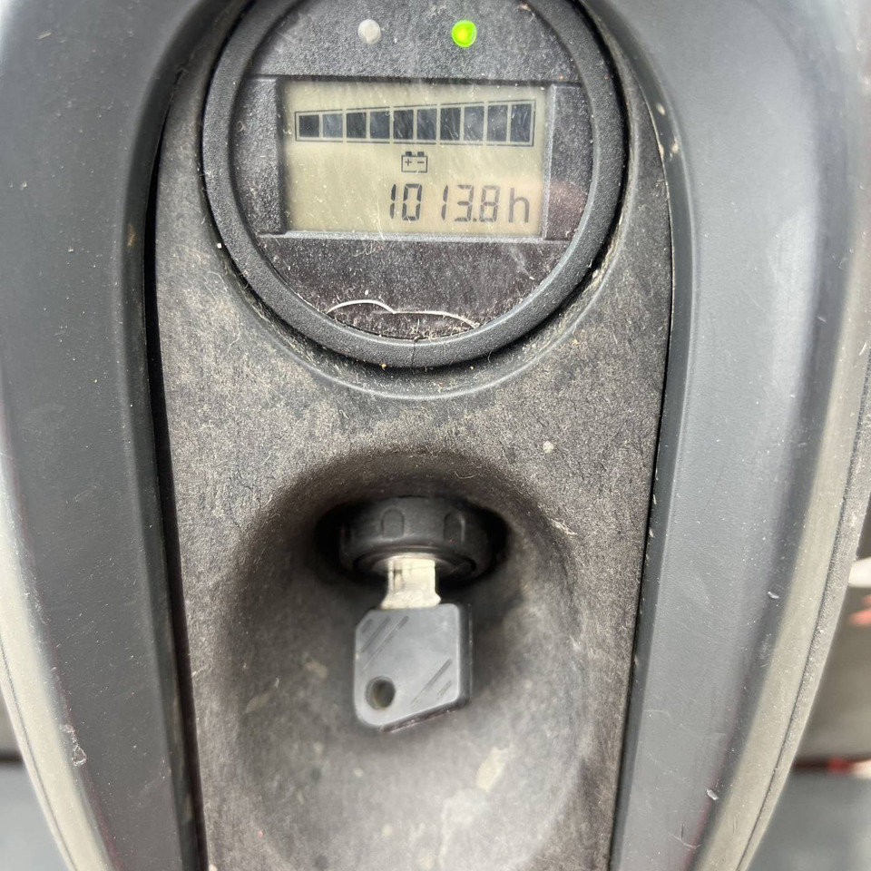 Linde T16 (1152) - Pallet truck: picture 5 Linde T16 (1152) - Pallet truck: picture 5