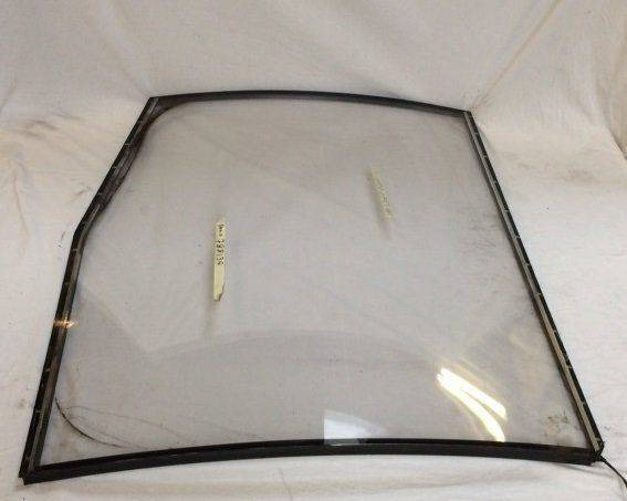 Screen window for Linde series 115 - Window and parts for Material handling equipment: picture 1 Screen window for Linde series 115 - Window and parts for Material handling equipment: picture 1